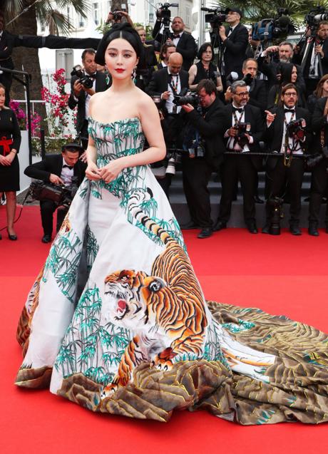 Fan Bing Bing posa en la ceremonia de inauguración del Festival de Cannes de 2023. / GTRES