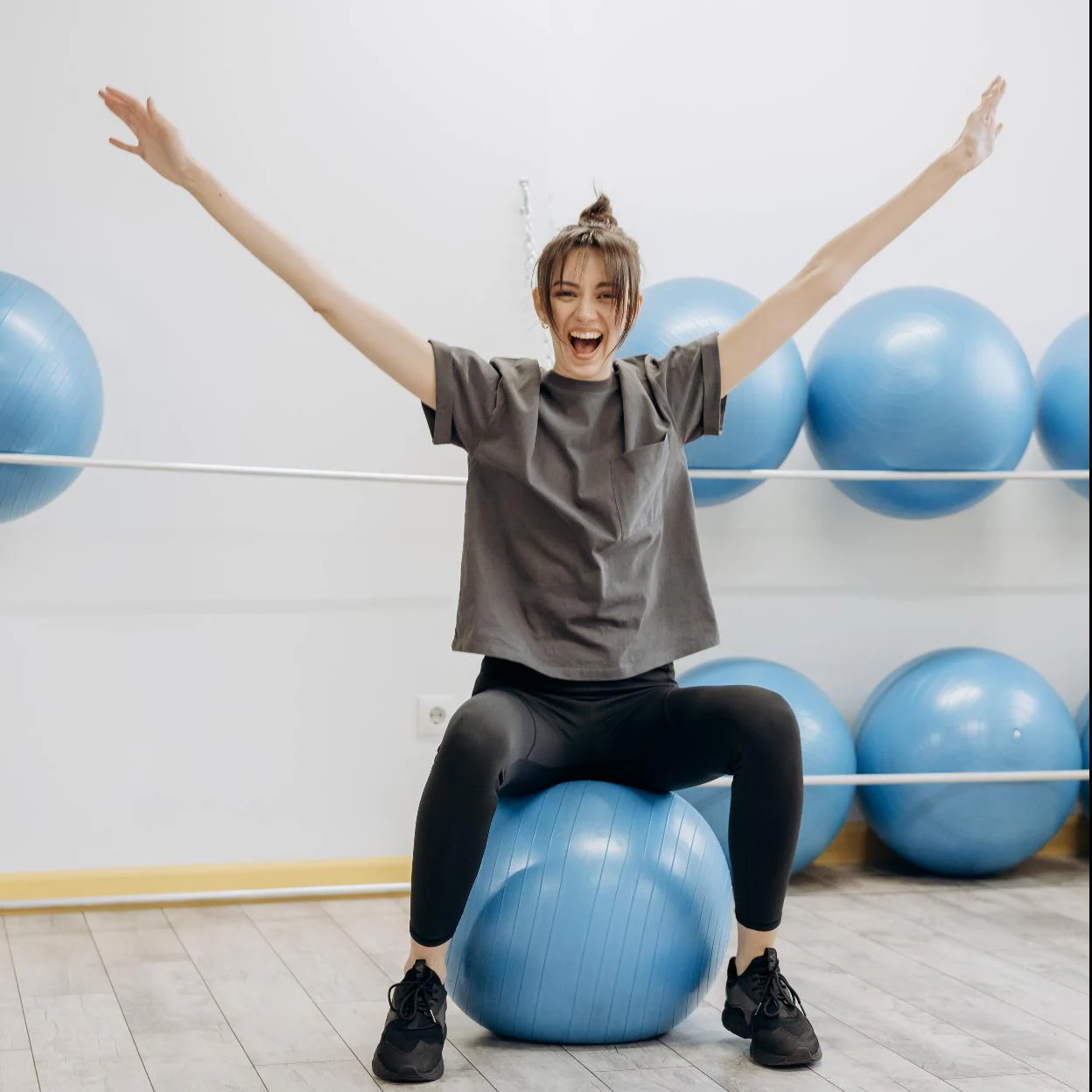 Balón medicinal: cómo usar y los mejores ejercicios para ganar músculo
