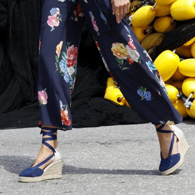 Cinco alpargatas en denim para lucir la tendencia del momento en tus pies