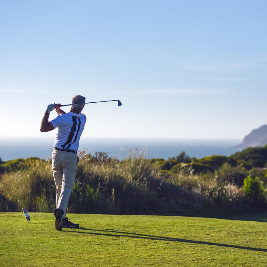 Approach al Atlántico en uno de los mejores campos de golf del mundo