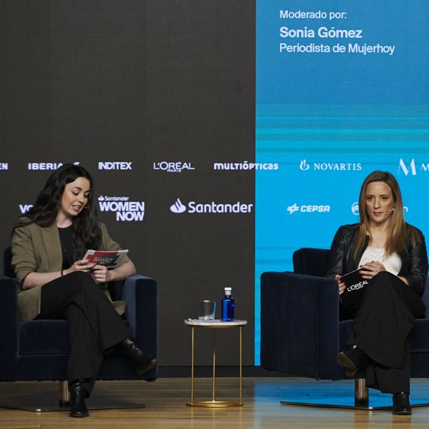 Sonia Gómez, periodista de Mujerhoy y Silvia Macedo, directora general de L'Oréal Paris España y Portugal en Santander WomenNOW.