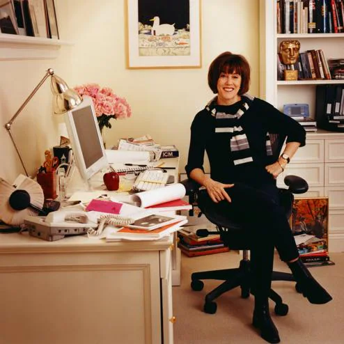 Retrato de archivo de Nora Ephron en su despacho./getty