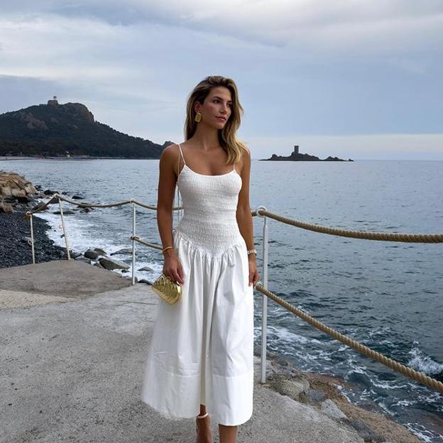 web grupo aguacero Tenemos el vestido blanco favorito de las danesas para el verano | Mujer Hoy