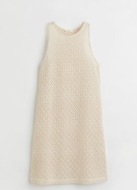 Vestido mini de crochet de H&M. Foto: H&M.