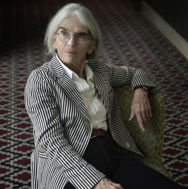 Donna Leon, la gran dama de la novela negra, nos recomienda sus lecturas favoritas para el verano