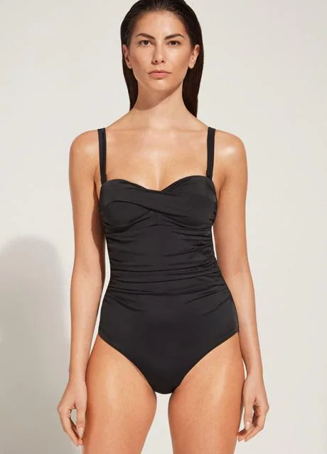 The black Calzedonia swimsuit.