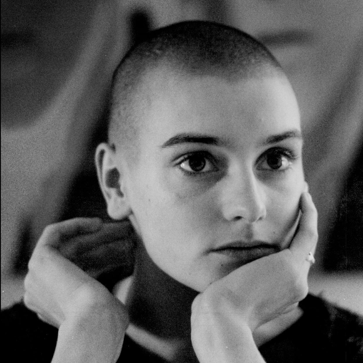 Sinéad O'Connor en los años 90/getty images