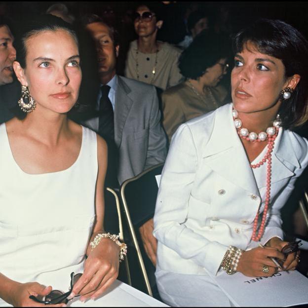 Carolina de Mónaco y Carole Bouquet. /