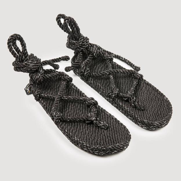 Sandalias negras con efecto metalizado