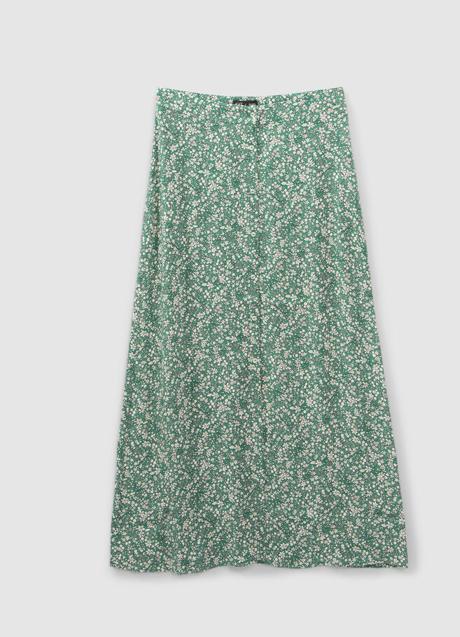 Falda midi de flores verdes de IKKS, 79 euros.