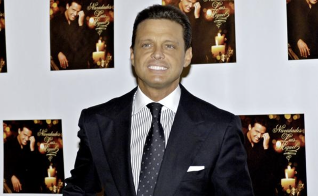 Luis Miguel en su promoción del disco 'Navidades con Luis Miguel'. /