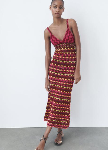 Vestido de crochet de Zara (29,99 euros)