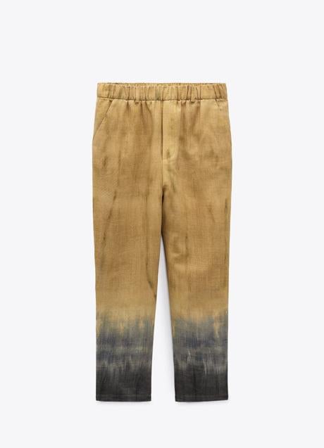 Pantalón fluido de Zara (39,99 euros)