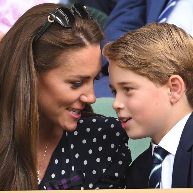 La princesa de Gales y su hijo mayor, el príncipe George. / 