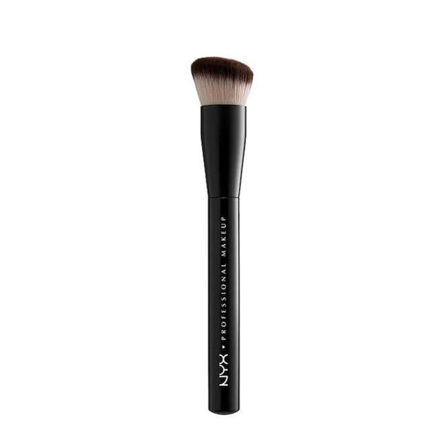 Can't Stop Wont Stop Foundation Brush de NYX. Precio: 16,50 euros