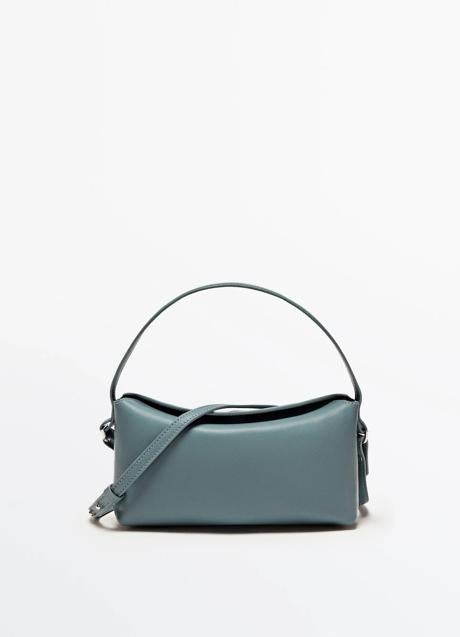 Bolso azul de Massimo Dutti (69,95 euros)