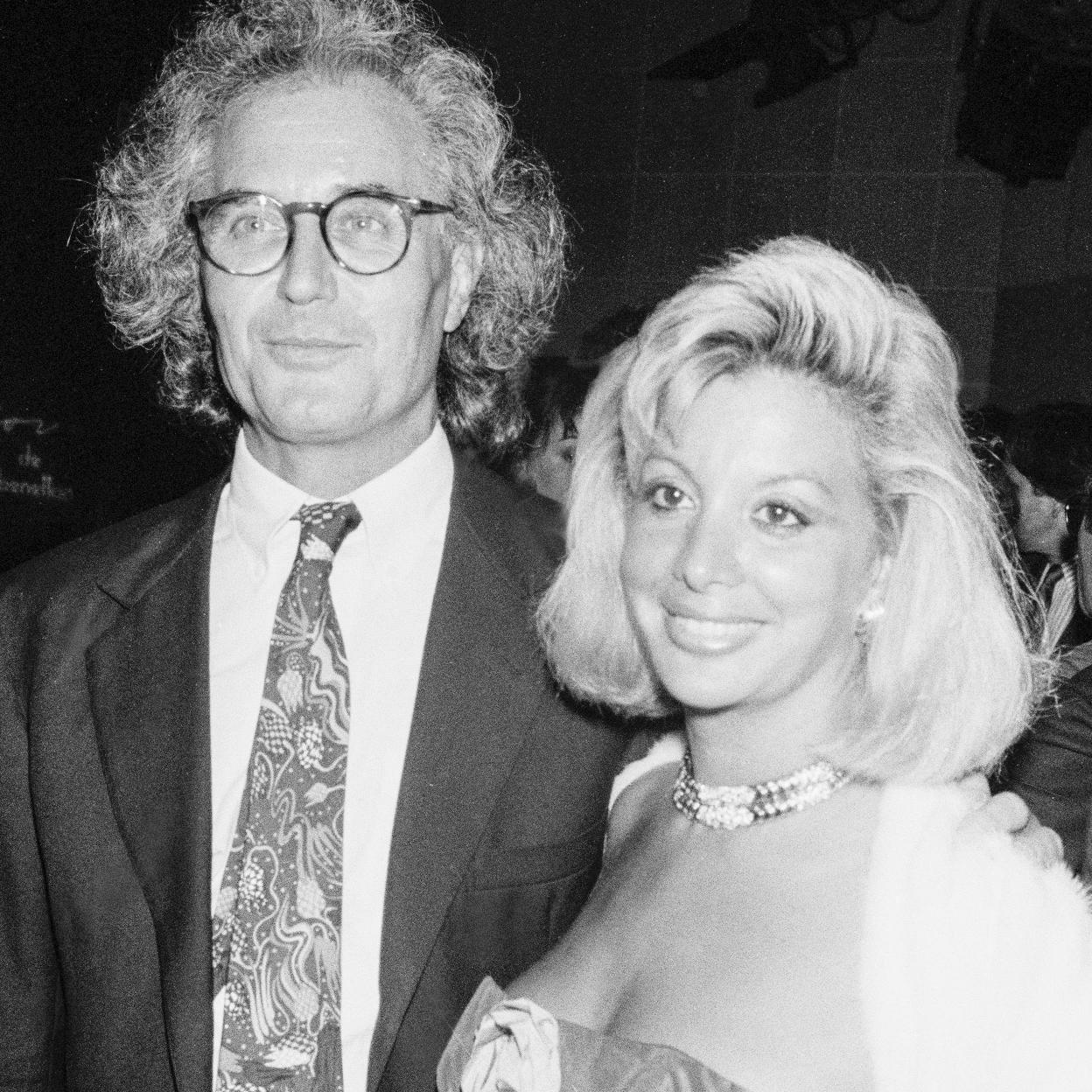 Luciano Benetton y Olivia Valère, en una imagen de 1988. /getty