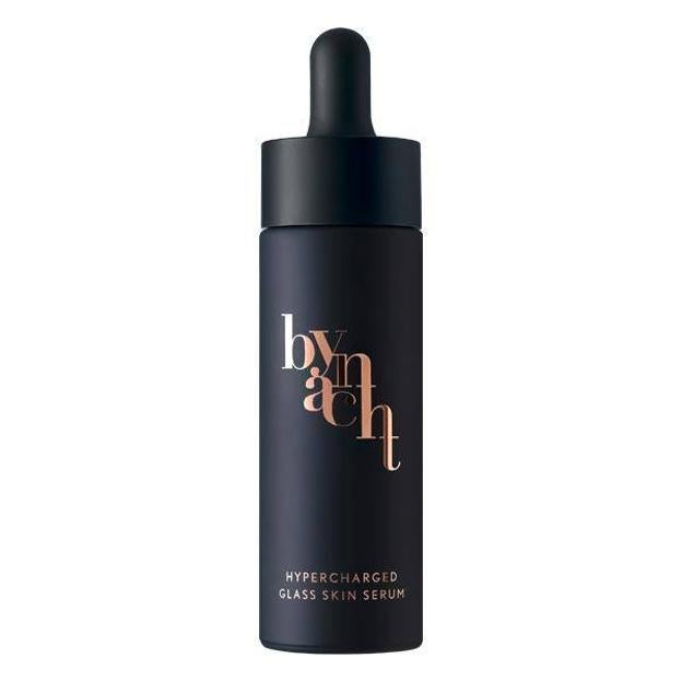 Hypercharged Glass Skin Serum de Bynacht. Precio: 290 euros