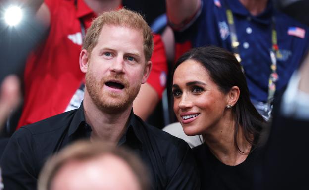 El príncipe Harry y Meghan Markle no ha logrado aún un éxito global con su fundación benéfica, Archewell. 