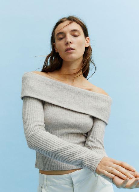 Jersey con escote off the shoulder de H&M, 19,99 euros.