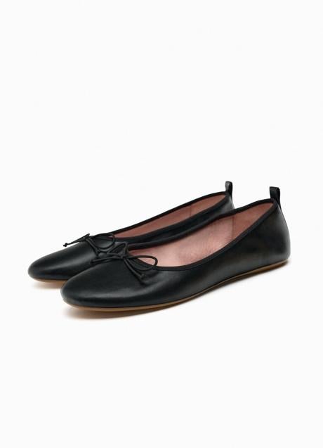 Bailarinas negras de Zara (19,99 euros)