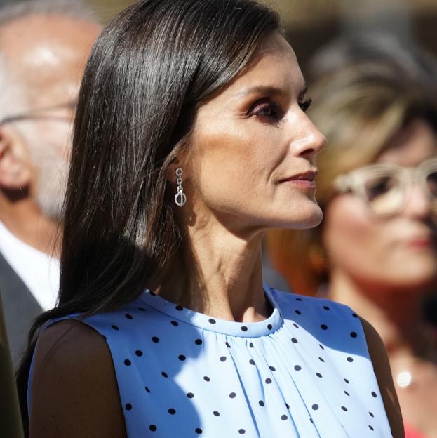 La reina Letizia presiden la jura de bandera de la princesa Leonor.