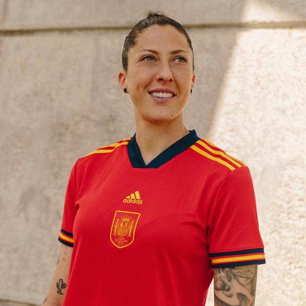 Jenni Hermoso, con la camiseta de la selección española. 