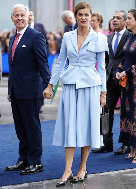 Nuria March llega a los Premios Princesa de Asturias junto a su marido George Donald Johnston III. Foto: Limited Pictures.