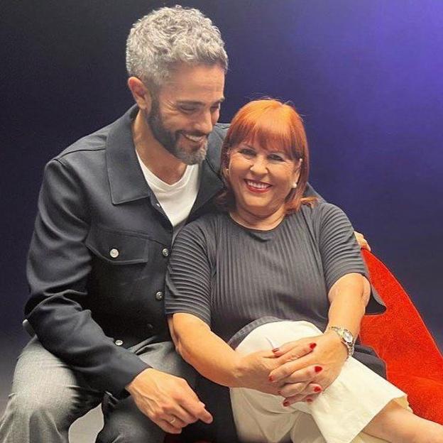 Roberto Leal y Mercedes Guillén en la imagen promocional de su programa. /