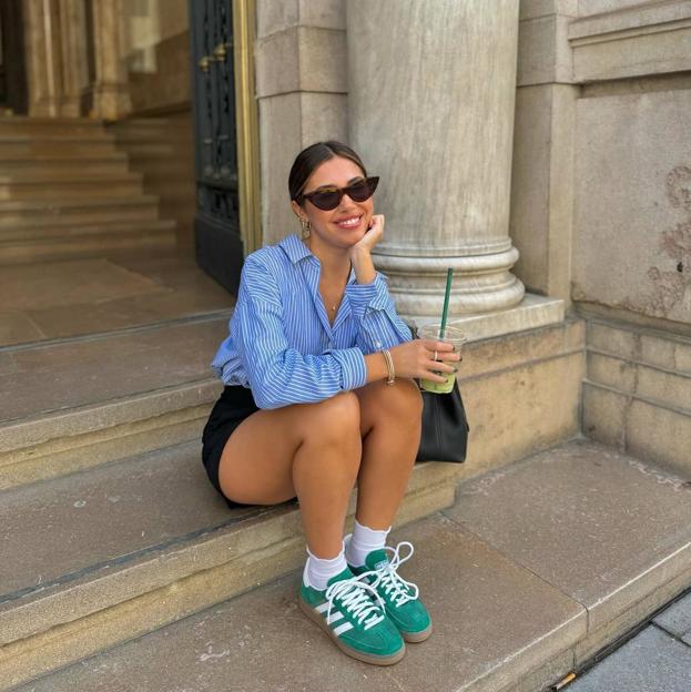 Estas sneakers color verde son las zapatillas del momento según las influencers