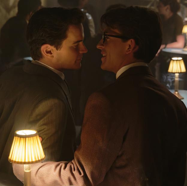 Matt Bomer y Jonathan Bailey en una imagen de Fellow Travelers.