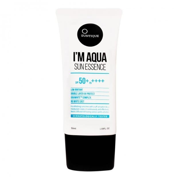 I'm Aqua Sun de Suntique.