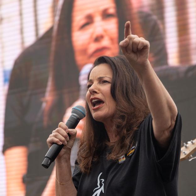 Fran Drecher en una protesta durante la huelga de los actores. 