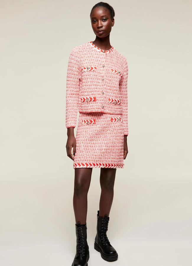 Traje de tweed rosa de Motivi (a la venta en Zalando), chaqueta 76,90 euros y falda 55,99 euros.