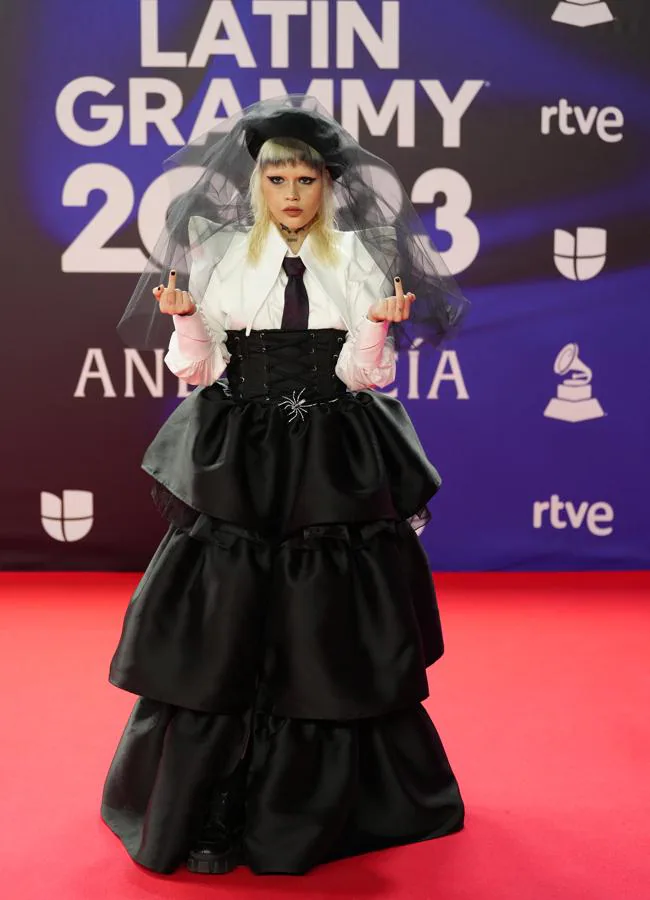 La cantante Bruses en la alfombra roja de los Grammy Latino/ LIMITED PICTURES