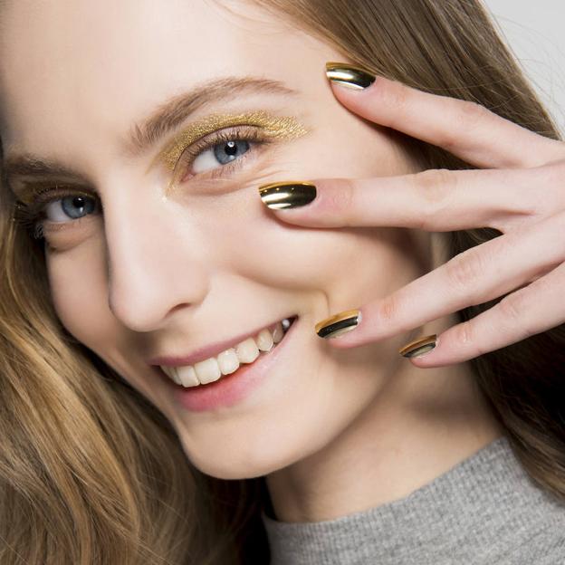 Las mejores ideas de manicura para Navidad que triunfan en Instagram