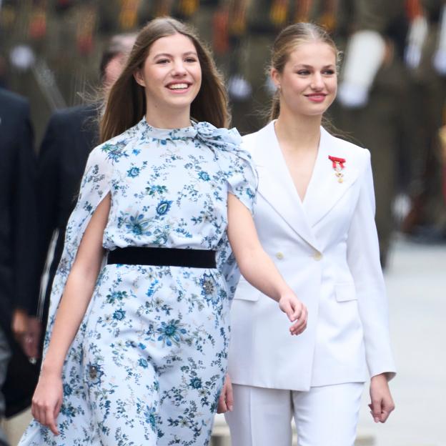 La infanta Sofía y la princesa Leonor.