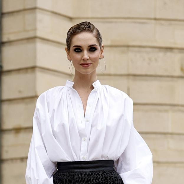 Seis camisas blancas oversize que pueden transformar cualquier look