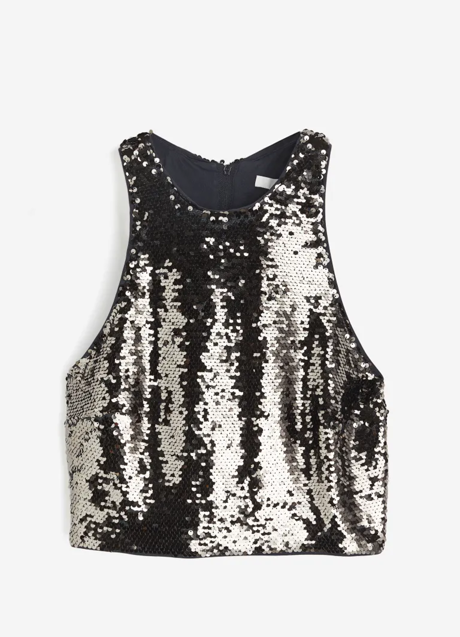 Top con lentejuelas de H&M (19,99 euros)