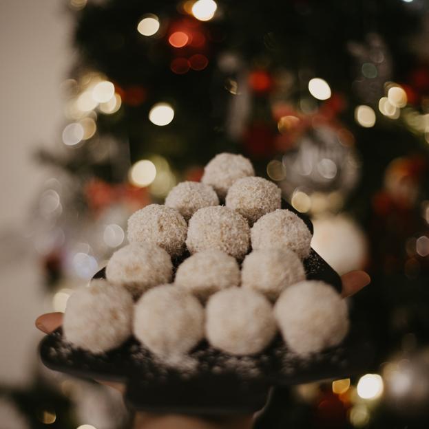 Tradicionales o modernos, la Navidad siempre llega acompañada de dulces. 