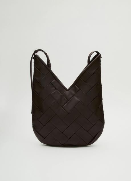 Bolso trenzado de Massimo Dutti (169 euros)