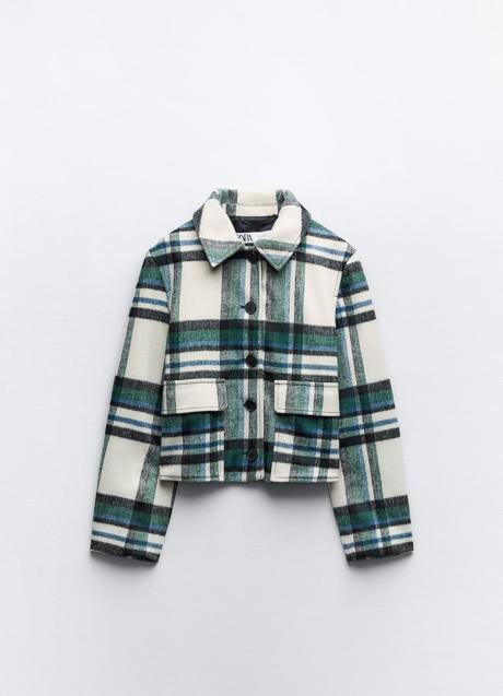 Chaqueta con estampado de cuadros de Zara (49,99 euros)