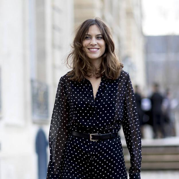 Alexa Chung con pelo suave