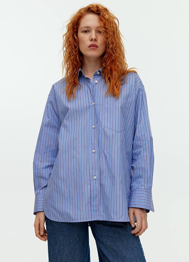 Camisa de rayas de Arket, 69 euros.