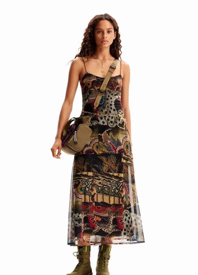 Vestido estampado de Desigual, 49,98 euros.