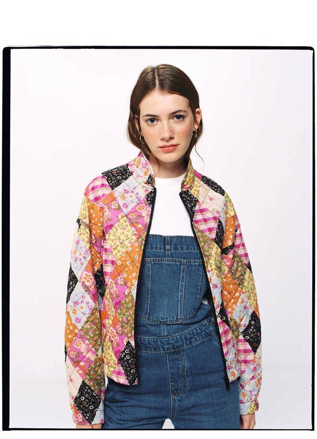 Chaqueta con estampado de flores patchwork