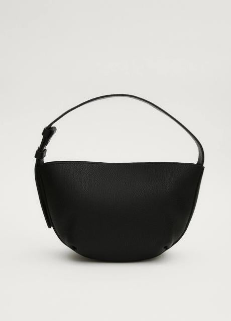 Bolso negro de Massimo Dutti (79,99 euros)