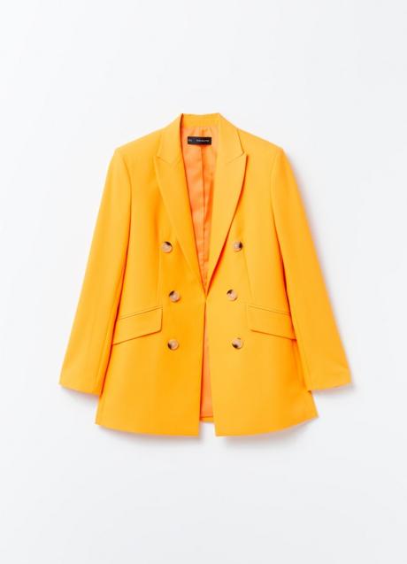 Americana naranja de Sfera (59,99 euros)