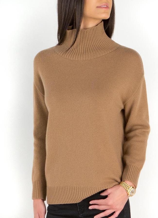 Jersey con funnel neck de cashmere de Maison Cashmere, 127 euros.