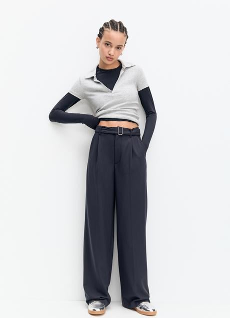 Pantalones anchos de Pull & Bear (29,99 euros)